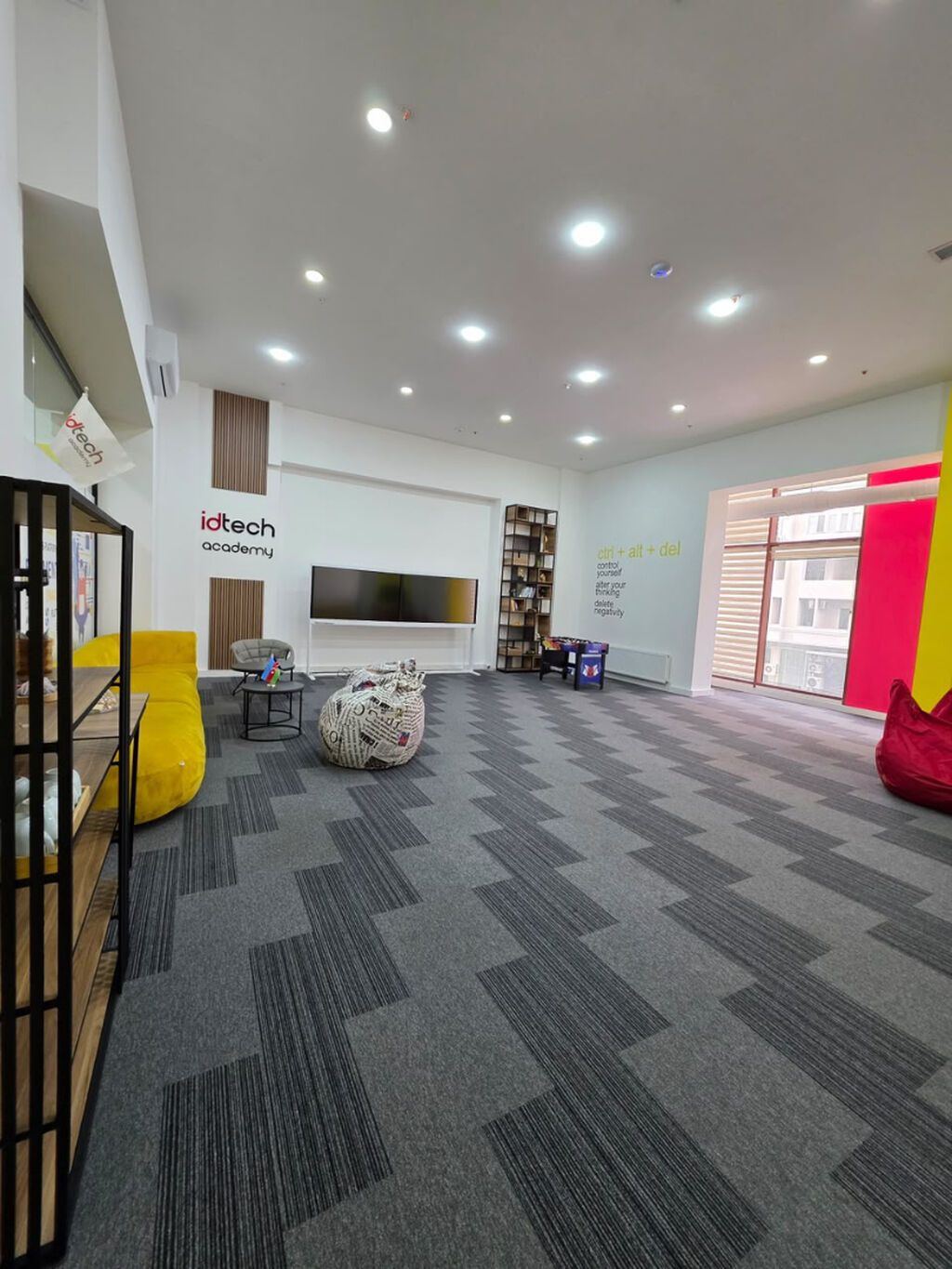 XƏTAİ m. / PARK AZURE - TAM HAZIR TƏLİM VƏ OFİS OTAĞI İCARƏYƏ VERİLİR