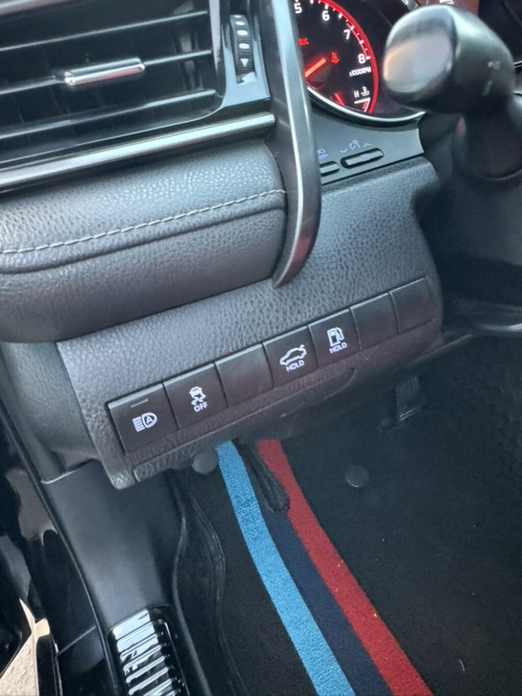 Toyota Camry: 2019 г., 2.5 л, Автомат, Бензин, Седан — фото 6