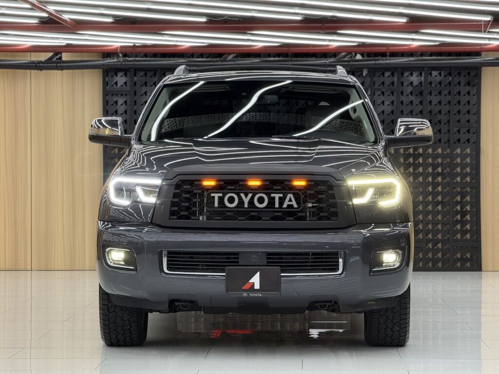 Toyota Sequoia Platinum 2019, 5.7 л, 99 тыс. миль — фото 6