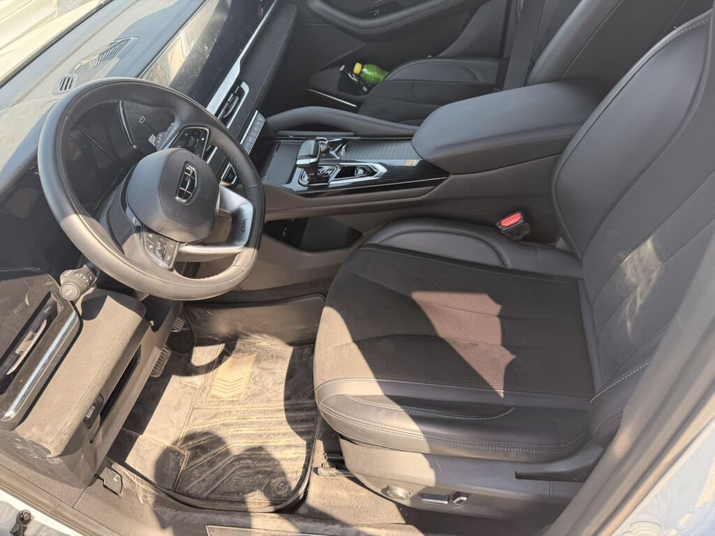 Geely Atlas Pro: 2023 г., 1.5 л, Автомат, Гибрид, Кроссовер: фото 6