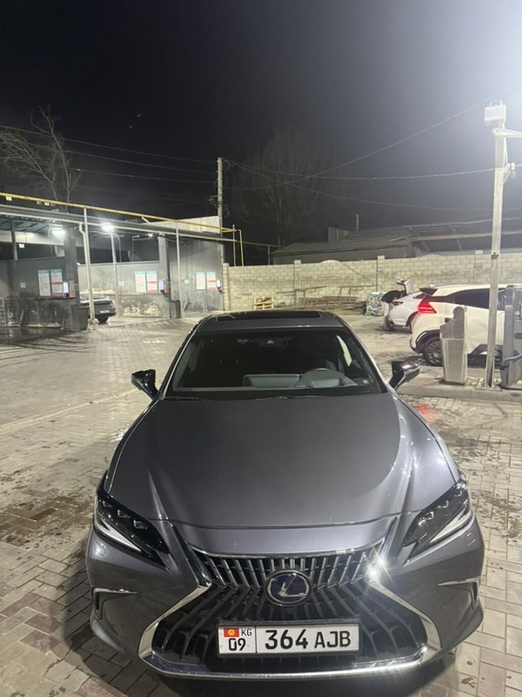Lexus ES: 2022 г., 2.5 л, Автомат, Гибрид, Седан: фото 3