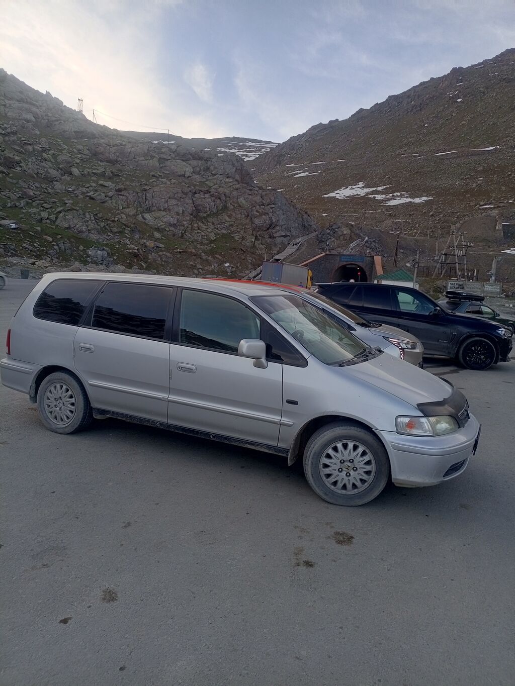 Honda Shuttle: 1998 г., 2.3 л, Автомат, Бензин, Минивэн: фото 3