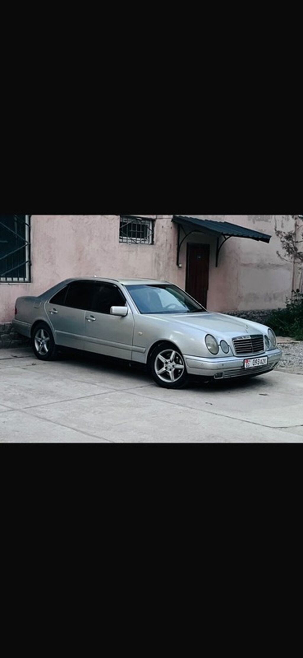 Mercedes-Benz E-Class: 1999 г., Автомат, Седан: фото 2