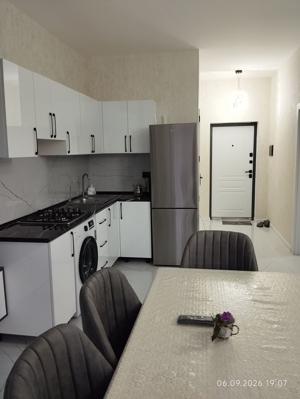 4 otaqlı, 114 kv. m, Yeni təmirli