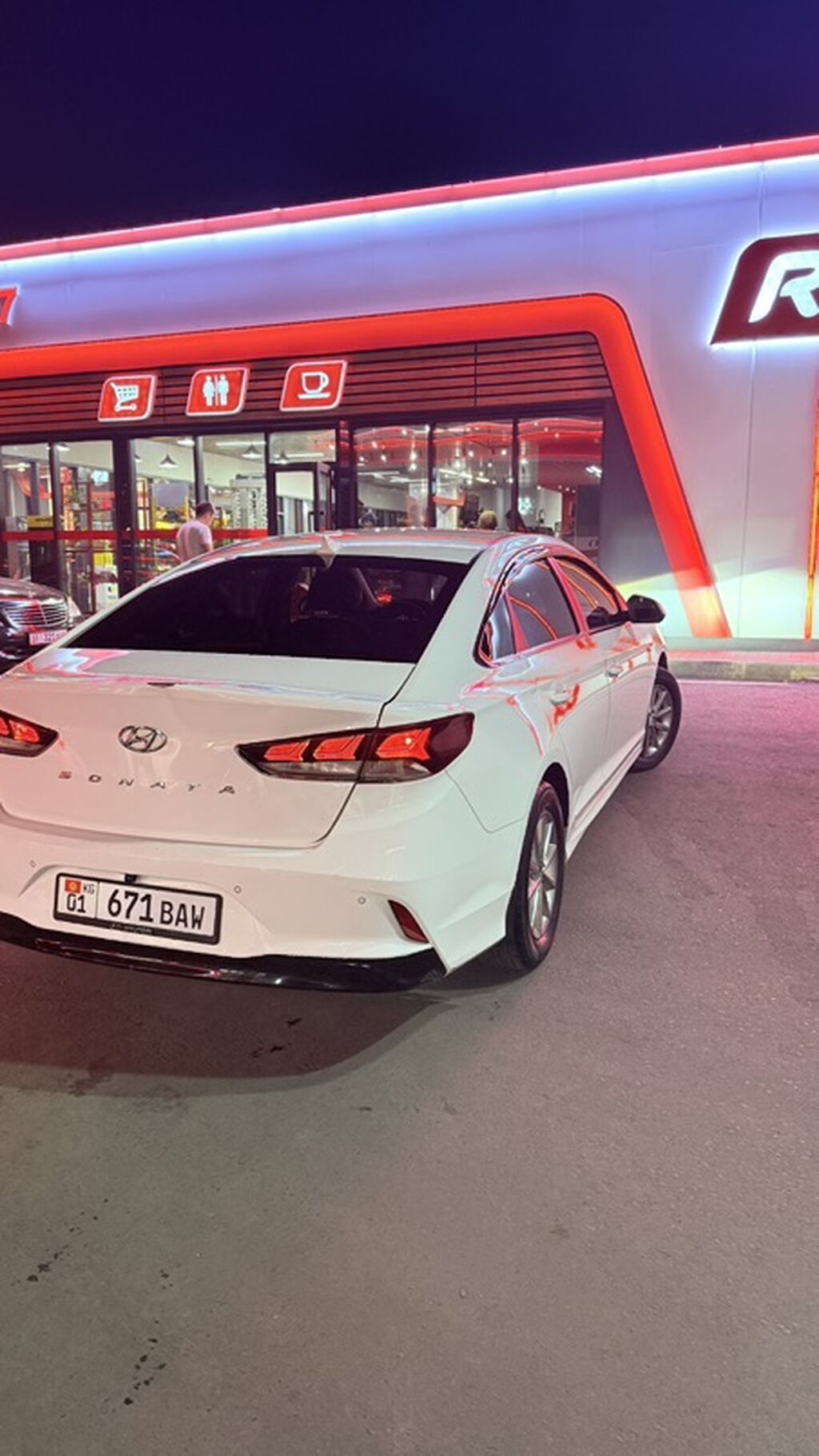 Hyundai Sonata: 2019 г., 2 л, Автомат, Газ, Седан: фото 4