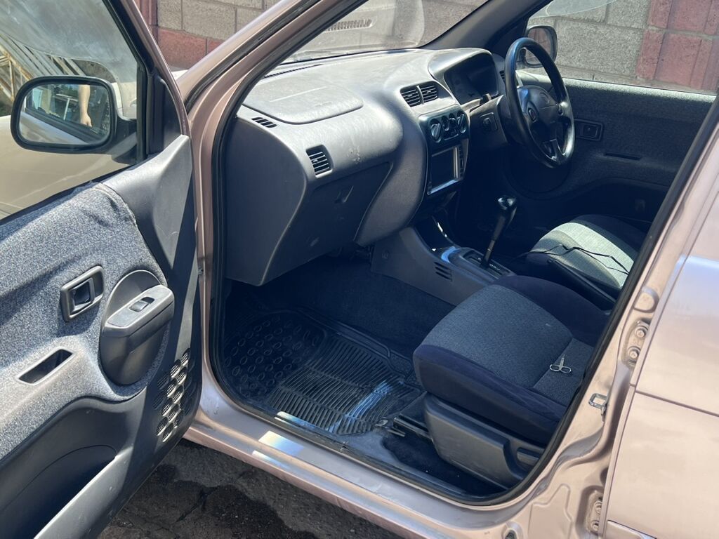 Toyota Cami: 2000 г., 1.3 л, Автомат, Бензин, Внедорожник: фото 6