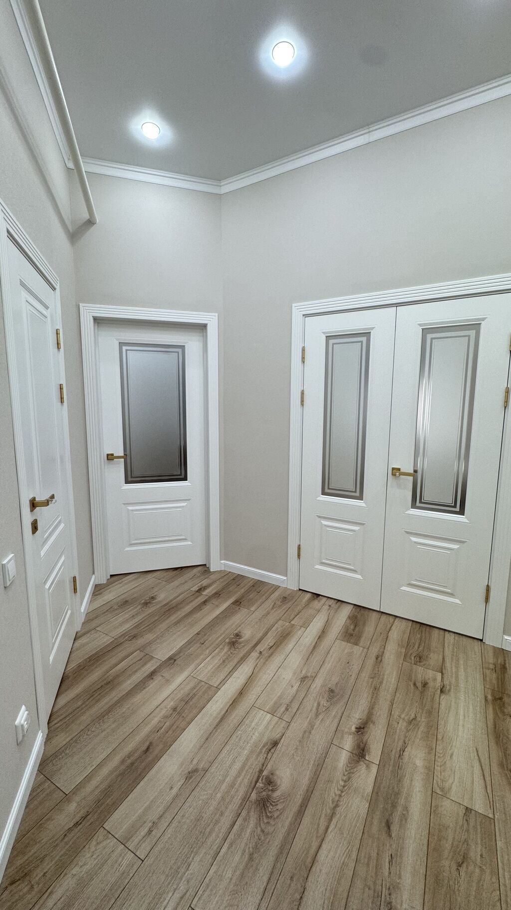 2 комнаты, 60 м², Тунгуч мкр 2 этаж, Дизайнерский ремонт: фото 2