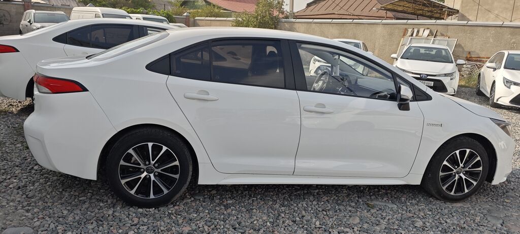 Toyota Levin: 2023 г., 1.8 л, Робот, Гибрид, Седан: фото 3