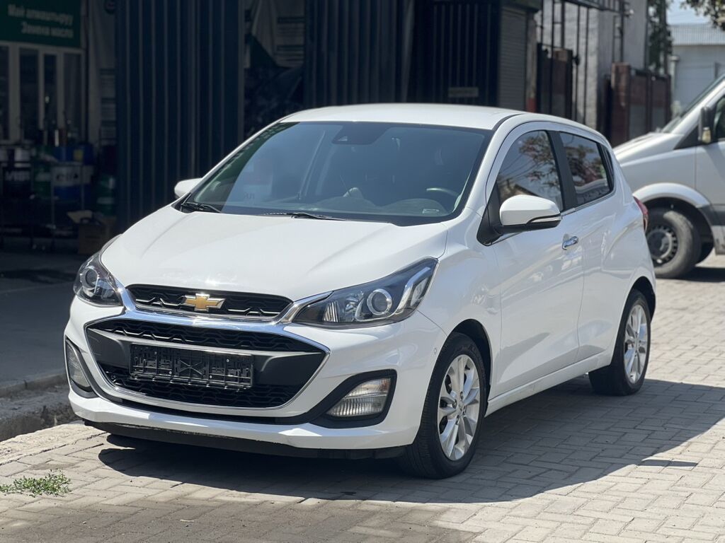 Chevrolet Spark: 2019 г., 1 л, Автомат, Бензин, Хэтчбэк: фото 2