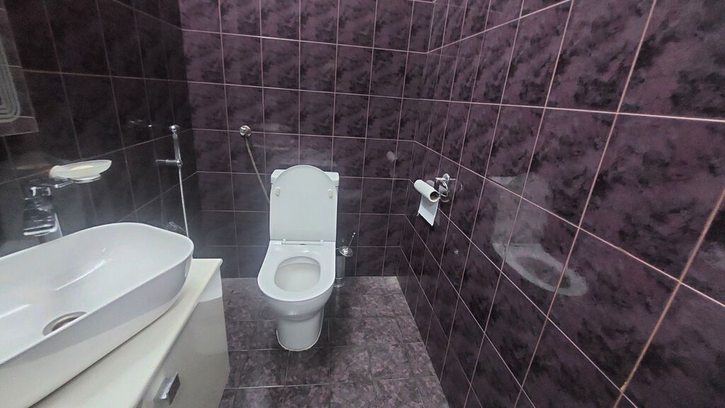 Həyət evi, 10 otaqlı, 700 m², satılır, Bakı — 24