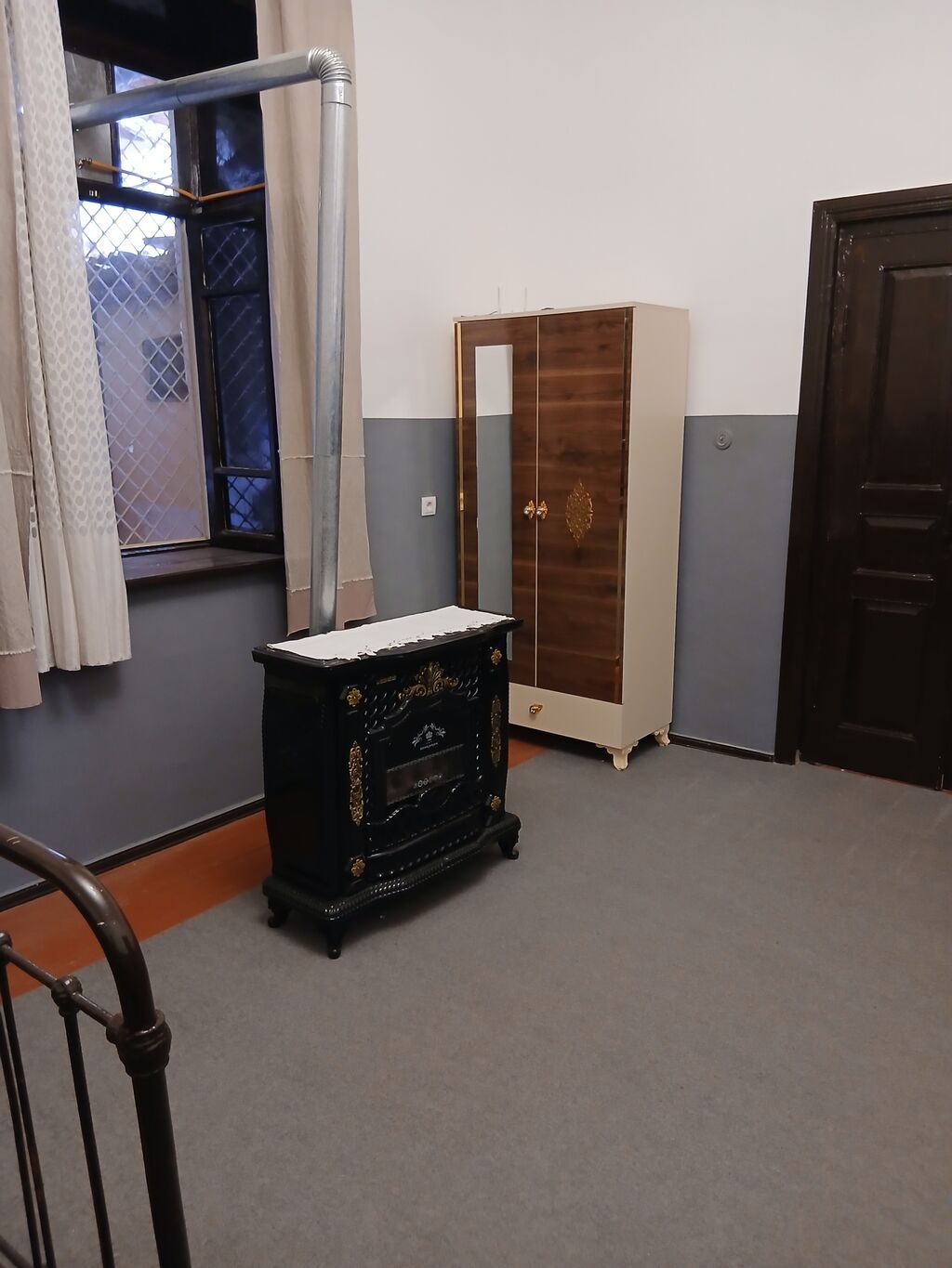 75 kv. m, 3 otaqlı, İnternet, Qaz, İşıq
