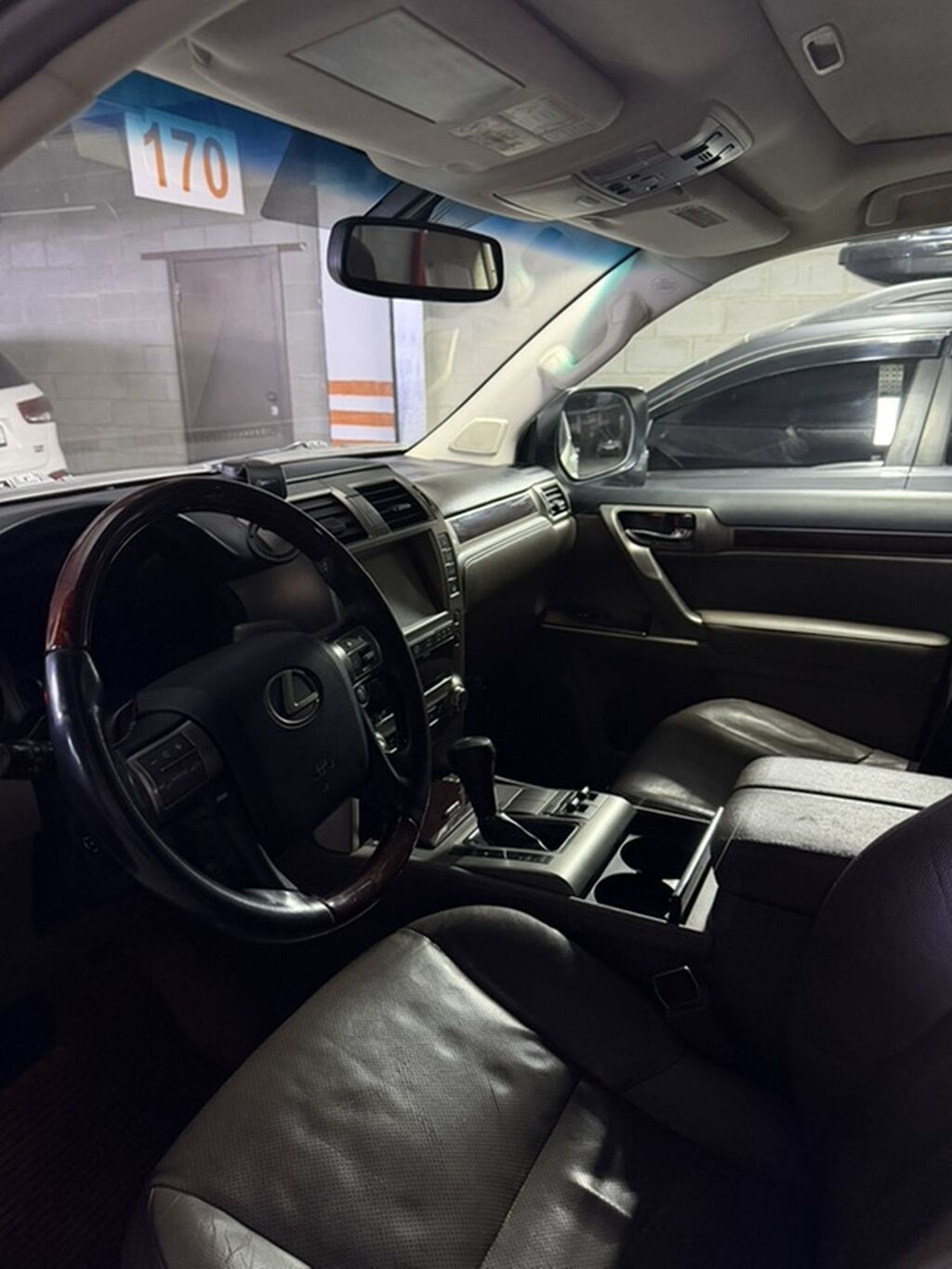 Lexus GX: 2013 г., 4.6 л, Автомат, Бензин, Внедорожник: фото 3