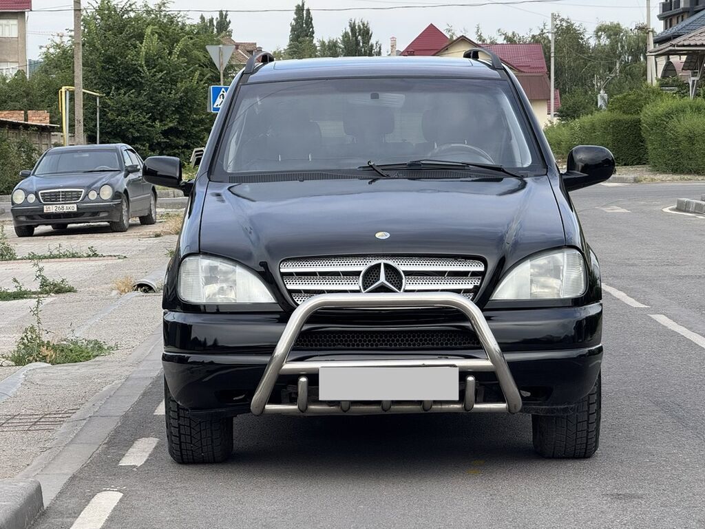 Mercedes-Benz ML-Class: 1999 г., 4.3 л, Автомат, Газ, Внедорожник: фото 3