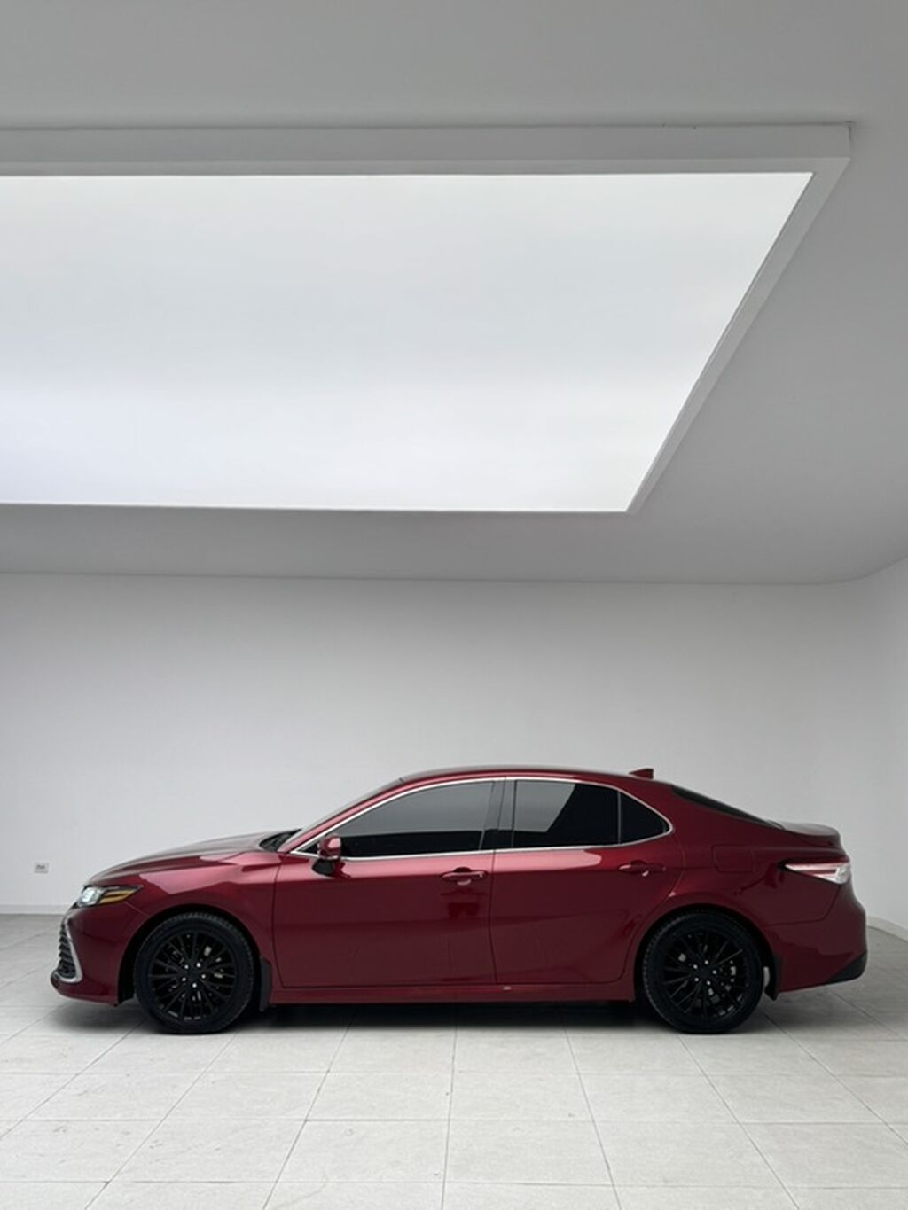 Toyota Camry: 2020 г., 2.5 л, Автомат, Бензин, Седан: фото 4