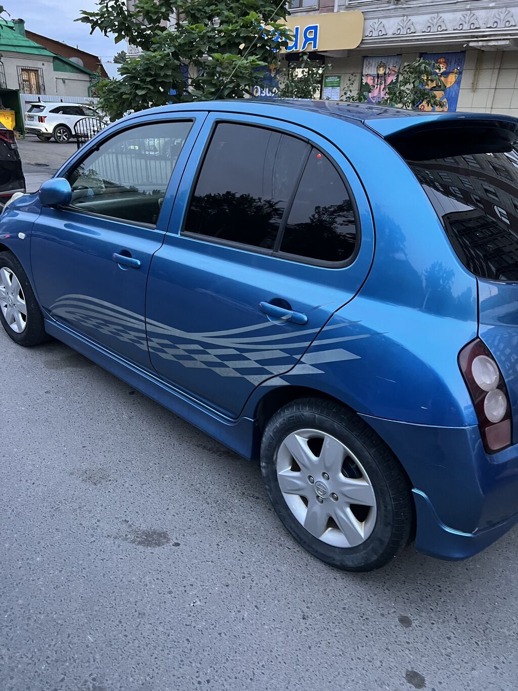 Nissan March: 2003 г., 1.4 л, Автомат, Бензин: фото 4