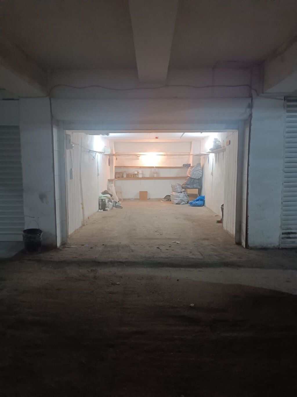 Nərimanov r., Qarabağ küç. 8, Yaşıl bazar və Şərq bazarının