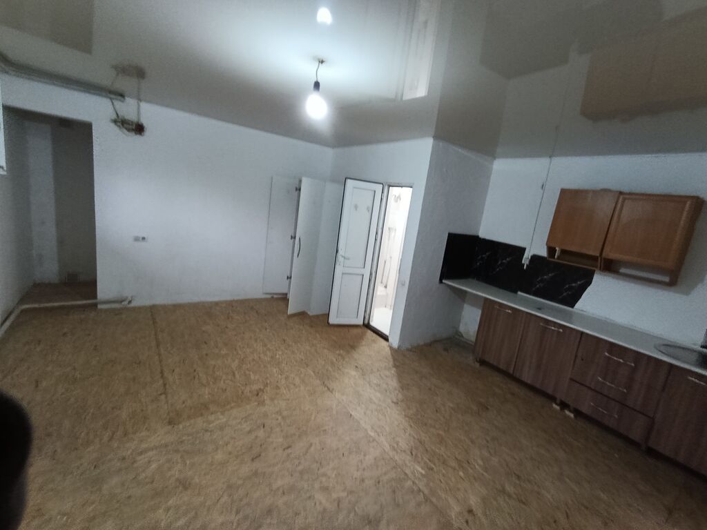 1 комната, Кара-Жыгач ж/м Собственник, С подселением, от 1 года, С мебелью частично: фото 2