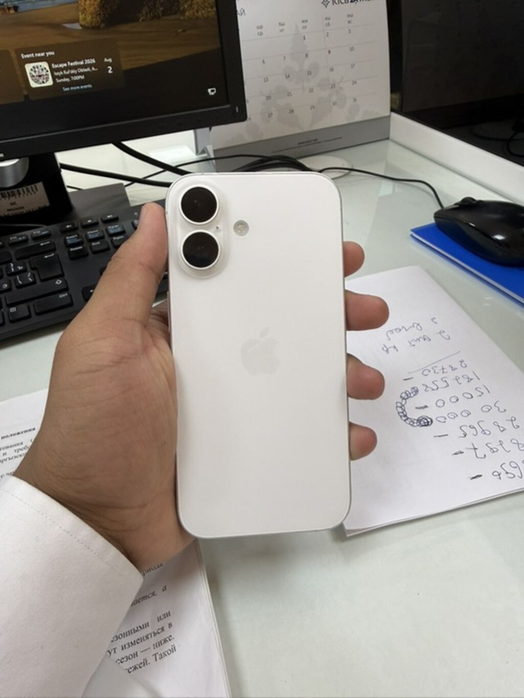 IPhone 16, Б/у, 128 ГБ, Natural Titanium, Защитное стекло, Чехол, 89 %: фото 7