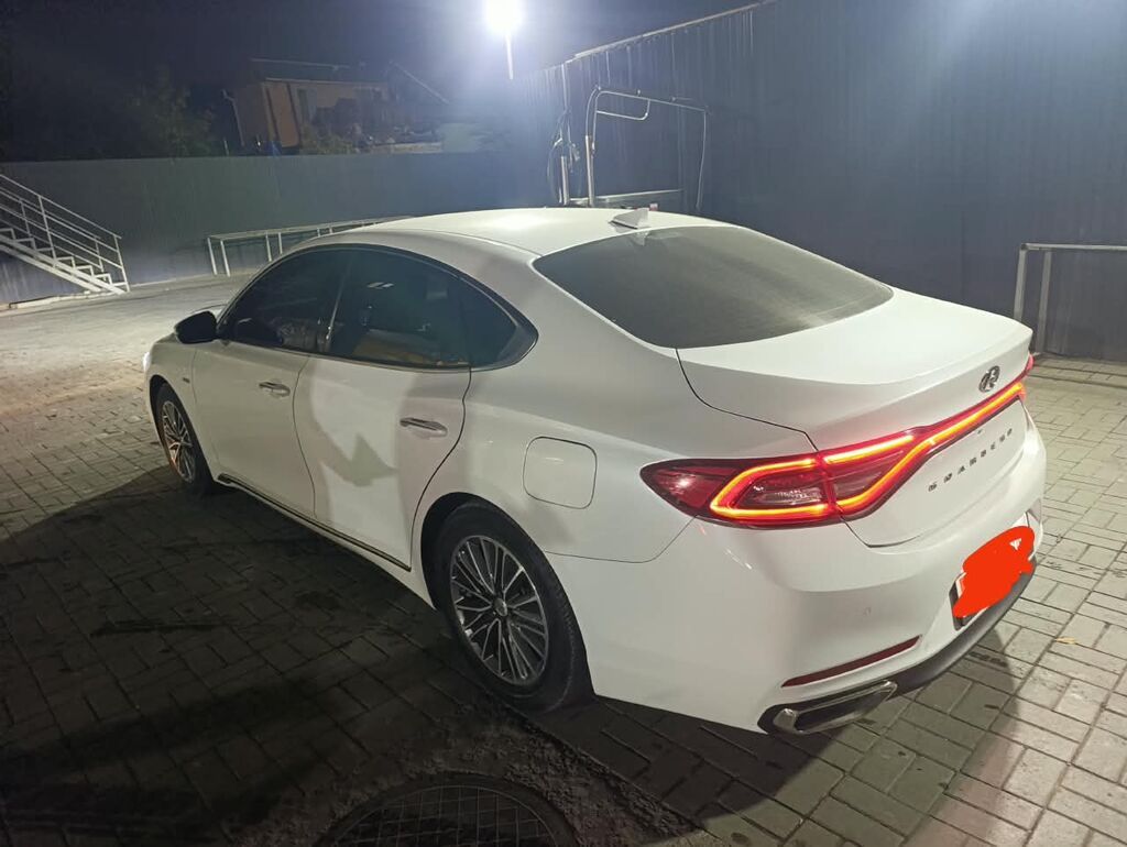 Hyundai Grandeur: 2018 г., 2.4 л, Автомат, Гибрид, Седан: фото 6