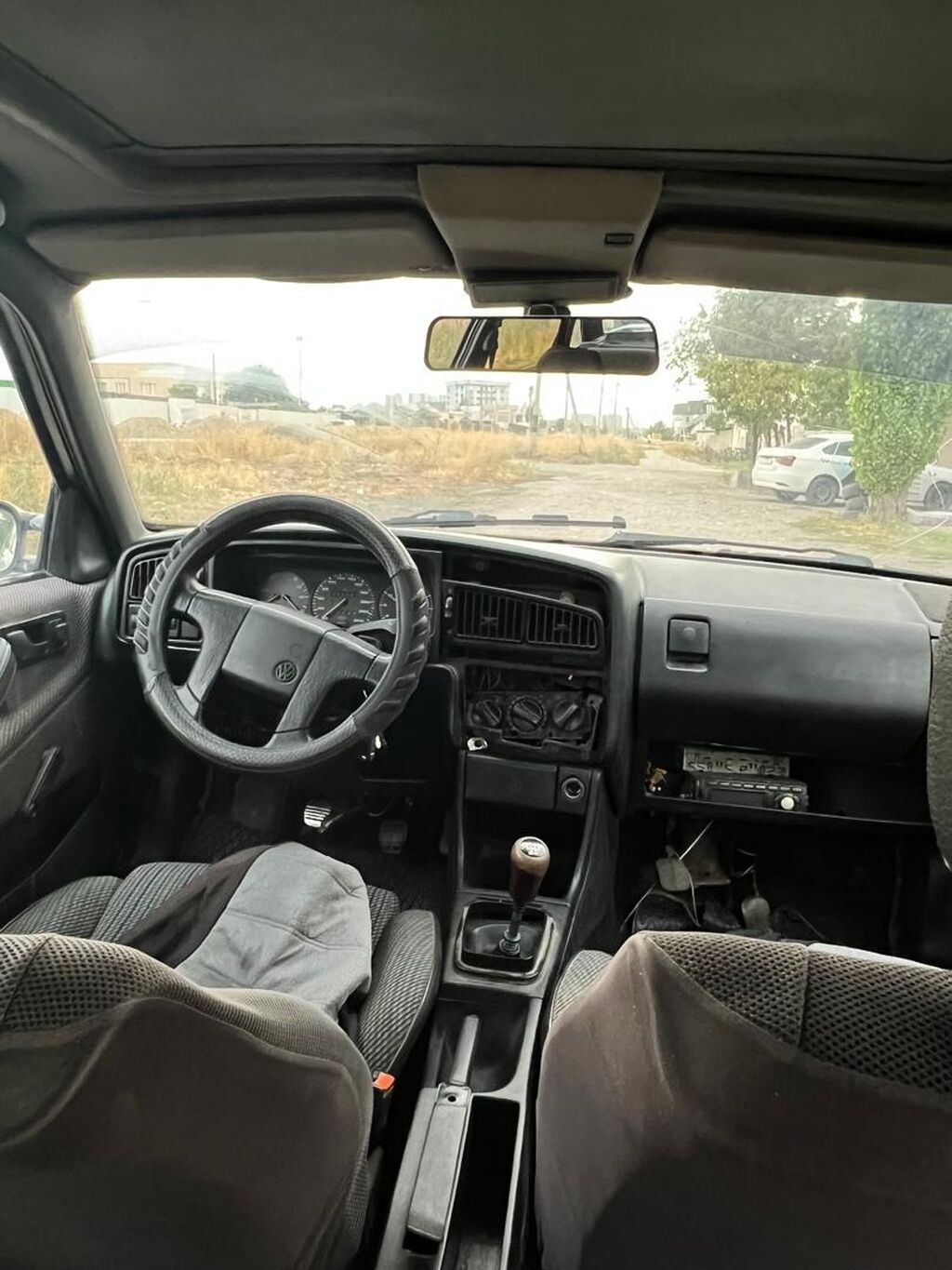 Volkswagen Passat: 1991 г., 2 л, Механика, Бензин: фото 6
