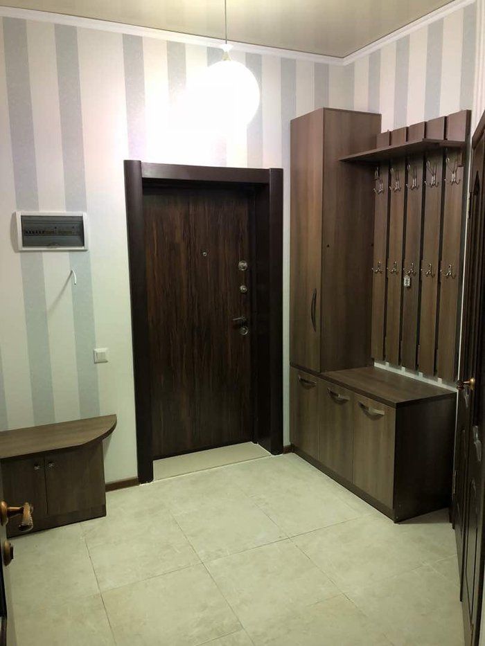 2 комнаты, Асанбай мкр, Постельное белье, Кондиционер, Парковка: фото 8