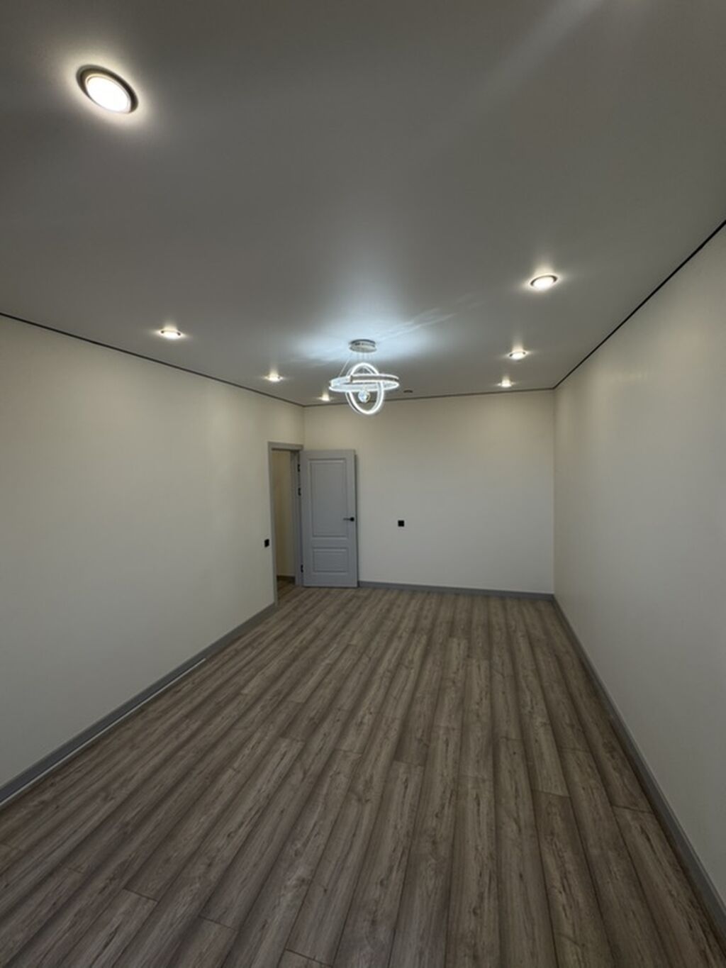 3 комнаты, 90 м², Киргизия 1 8 этаж, Свежий ремонт: фото 7