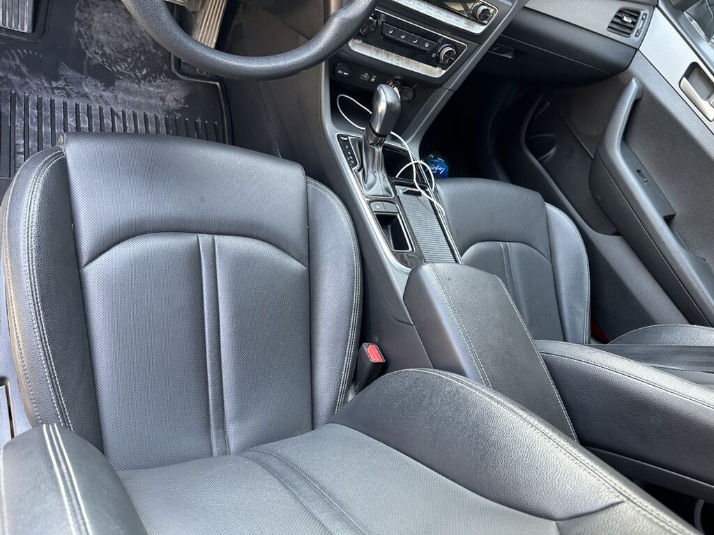 Hyundai Sonata: 2019 г., 2 л, Автомат, Газ, Седан: фото 8