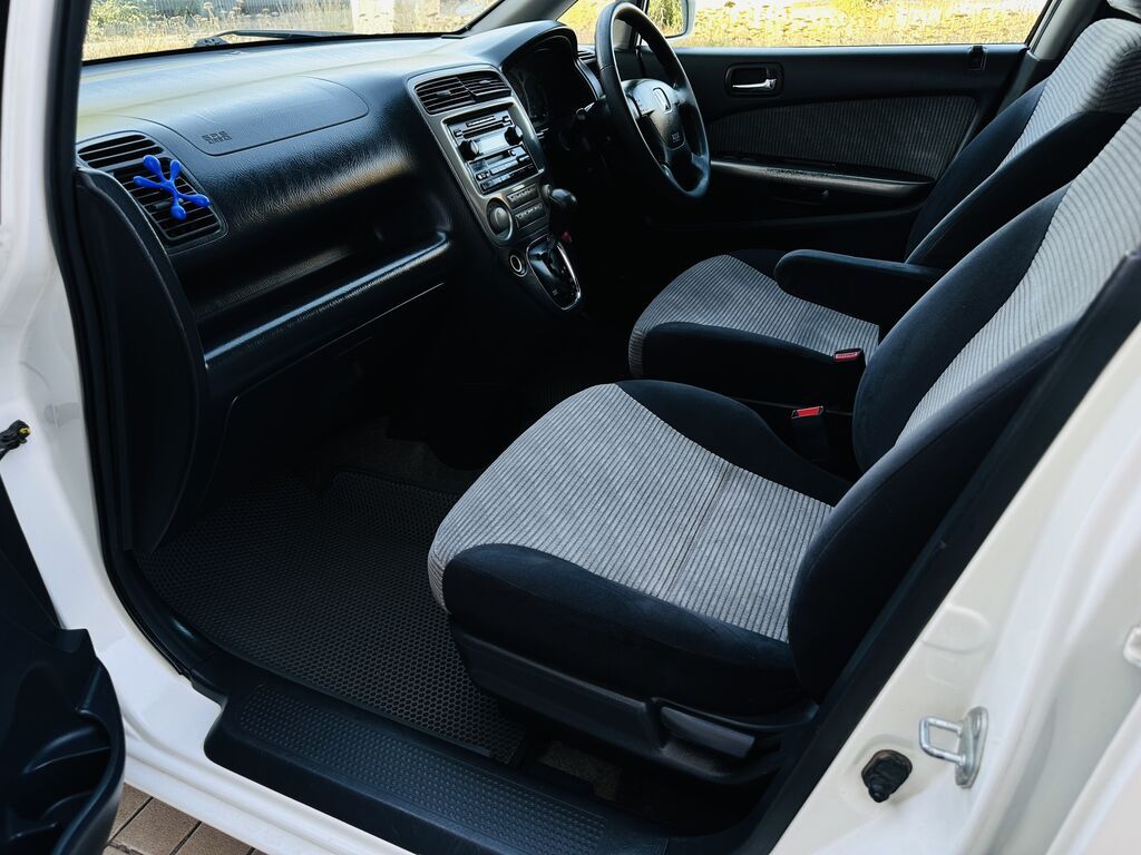 Honda Stream: 2002 г., 2 л, Автомат, Бензин, Минивэн: фото 7