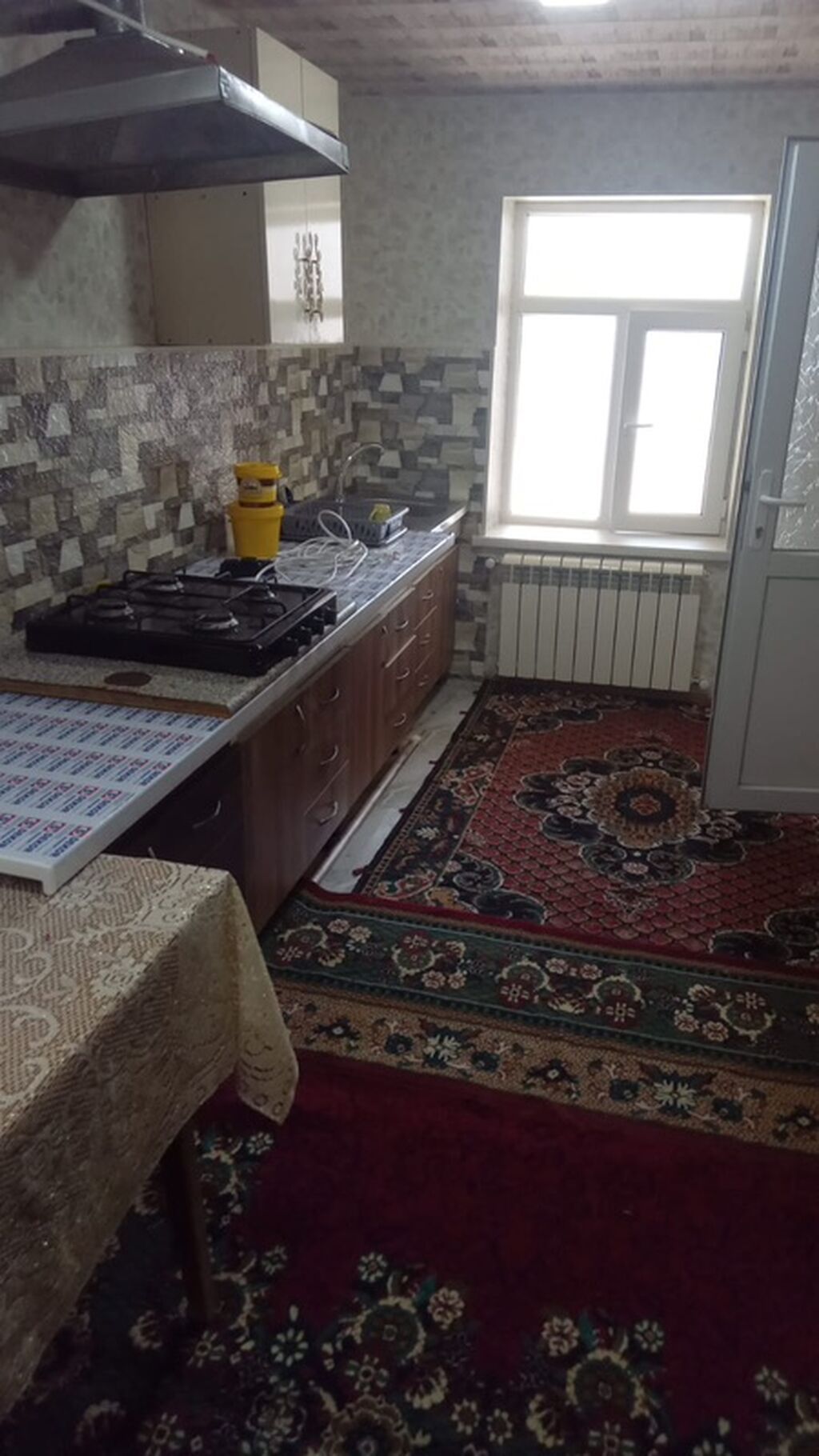 4 otaqlı, 90 kv. m, Yeni təmirli