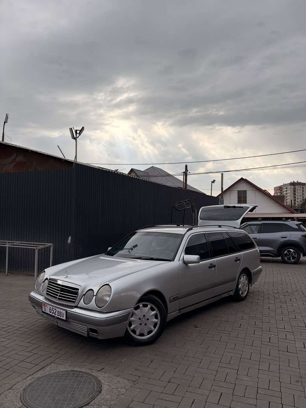 Mercedes-Benz E-Class: 1999 г., 3.7 л, Автомат, Бензин, Универсал: фото 5