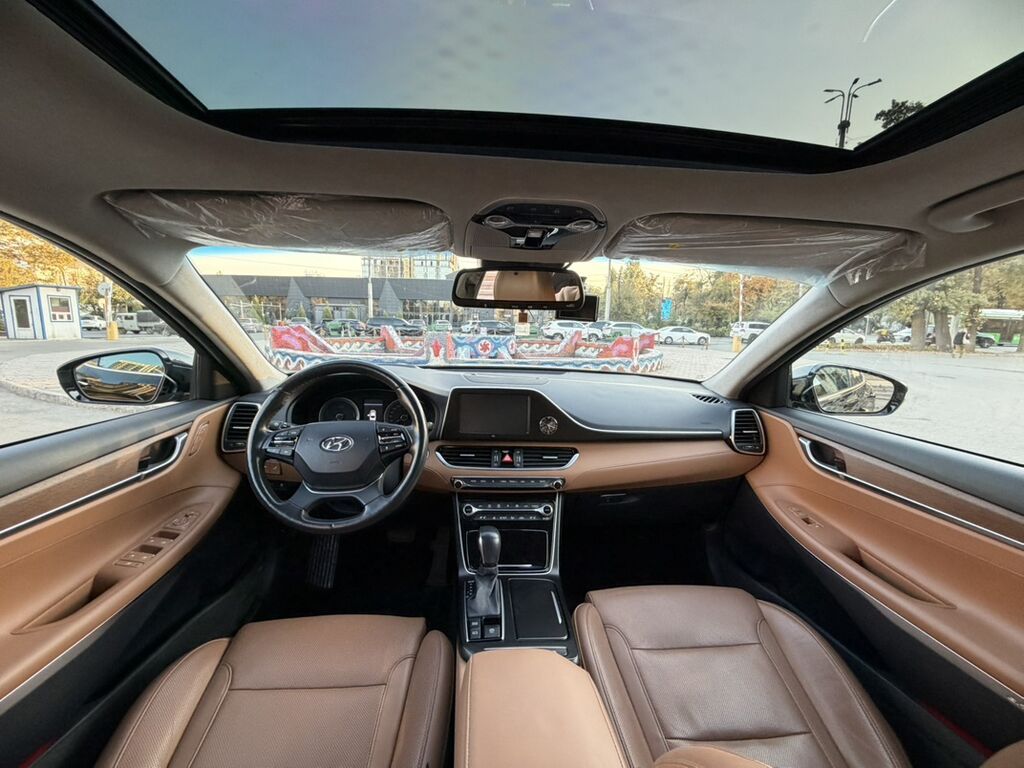 Hyundai Grandeur: 2019 г., 2.5 л, Автомат, Гибрид, Седан: фото 4