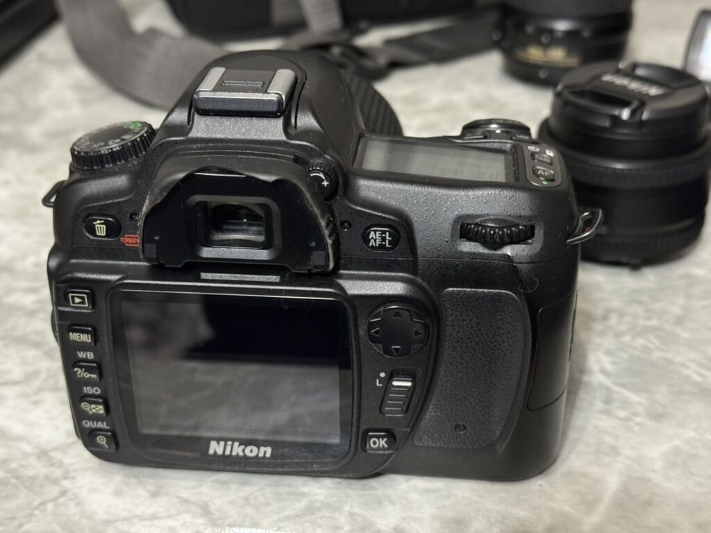 Зеркальный фотоаппарат Nikon с комплектом оптики и аксессуаров: фото 3