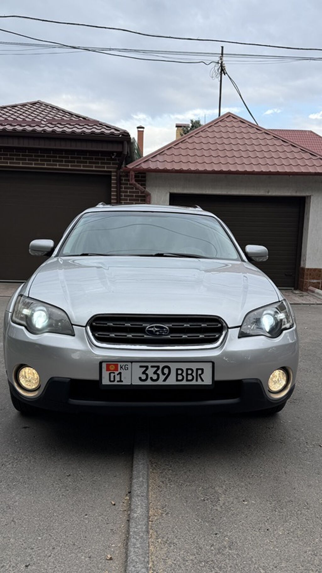 Subaru Outback: 2005 г., 3 л, Автомат, Газ, Универсал: фото 3