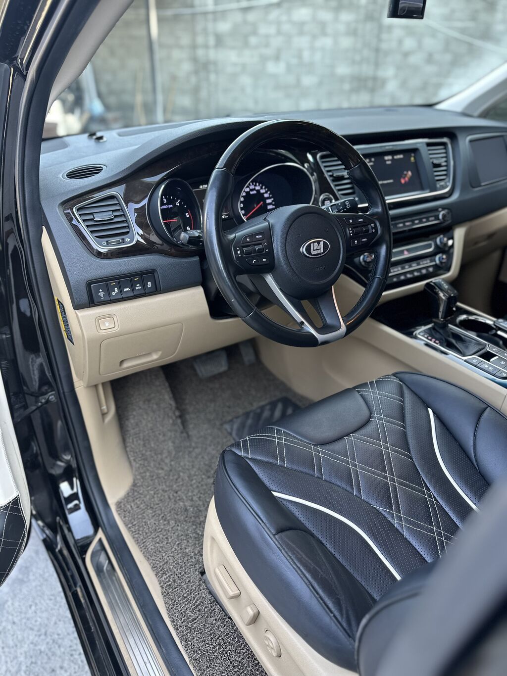 Kia Carnival: 2019 г., 2.2 л, Автомат, Дизель, Минивэн: фото 3