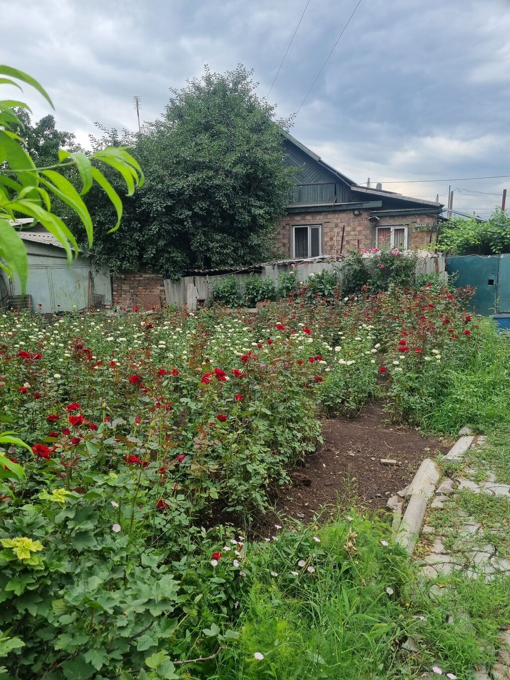 Продается дом с участком 7 соток. По ул.Коммунаров. 2 ОСТАНОВКИ от: фото 3