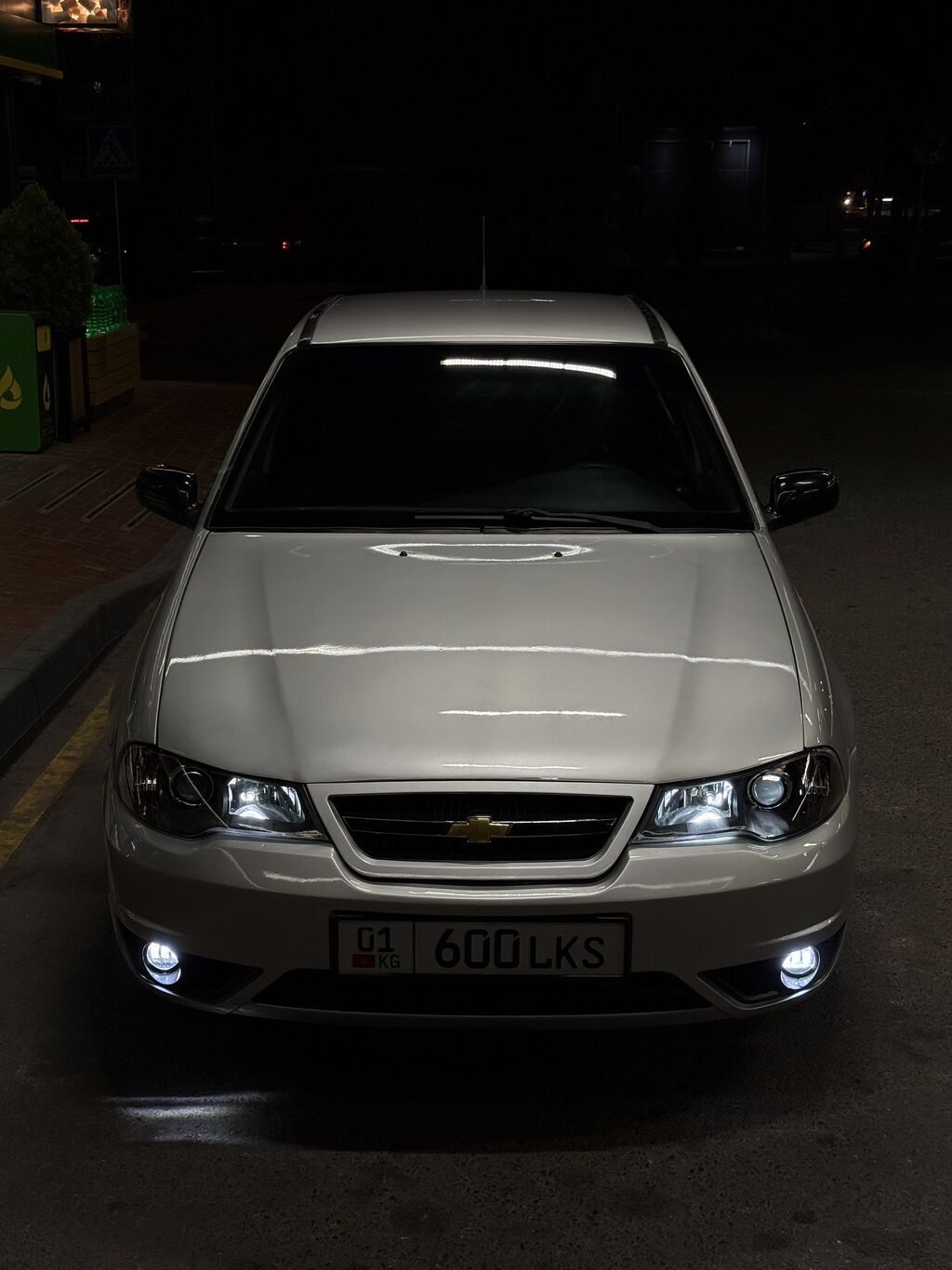 Daewoo Nexia: 2009 г., 1.5 л, Механика, Бензин, Седан: фото 4