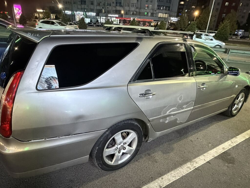 Toyota Mark II: 2004 г., 2 л, Автомат, Бензин, Универсал: фото 7