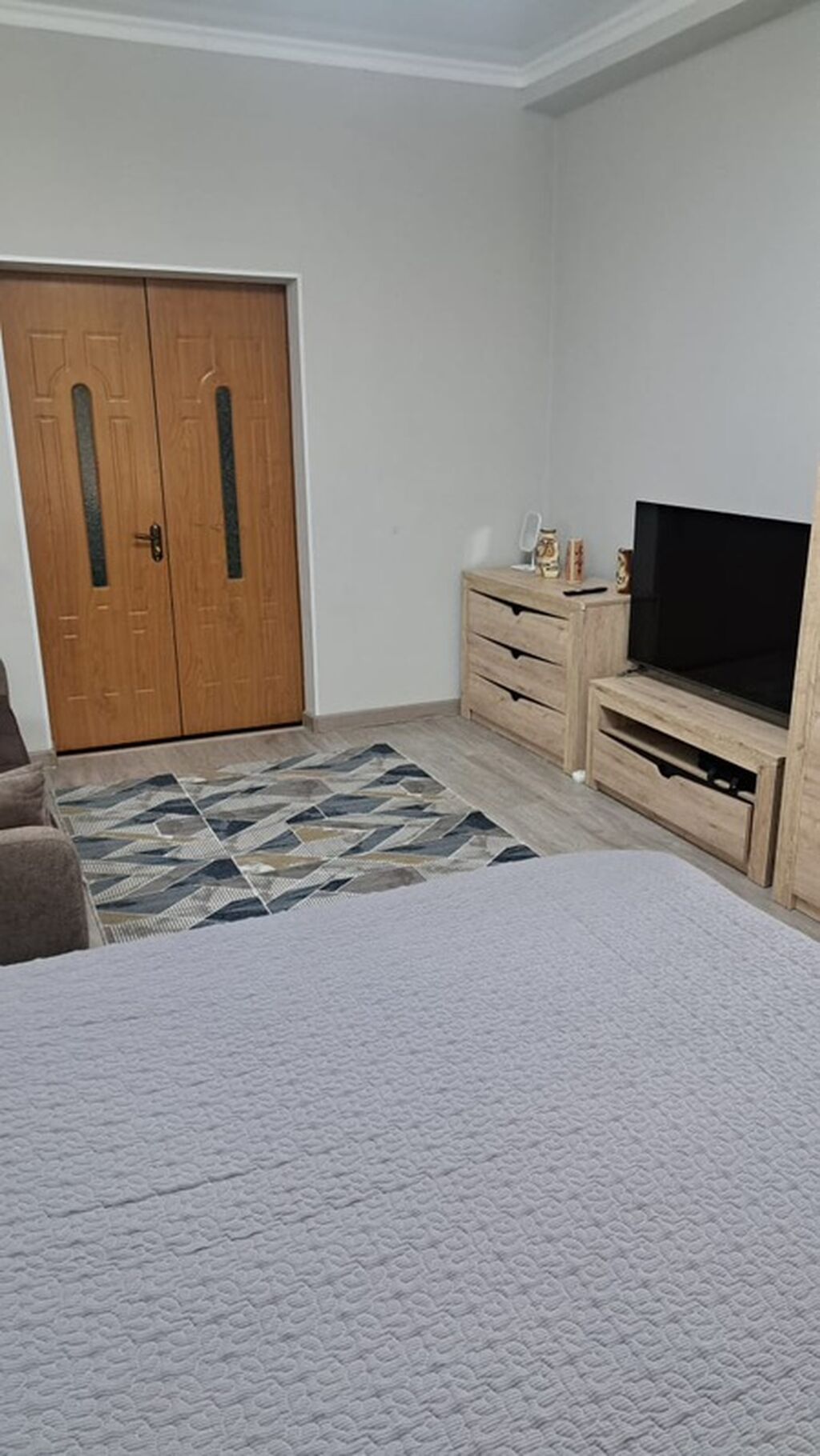 2 комнаты, 60 м², Индивидуалка, 1 этаж, Косметический ремонт: фото 2
