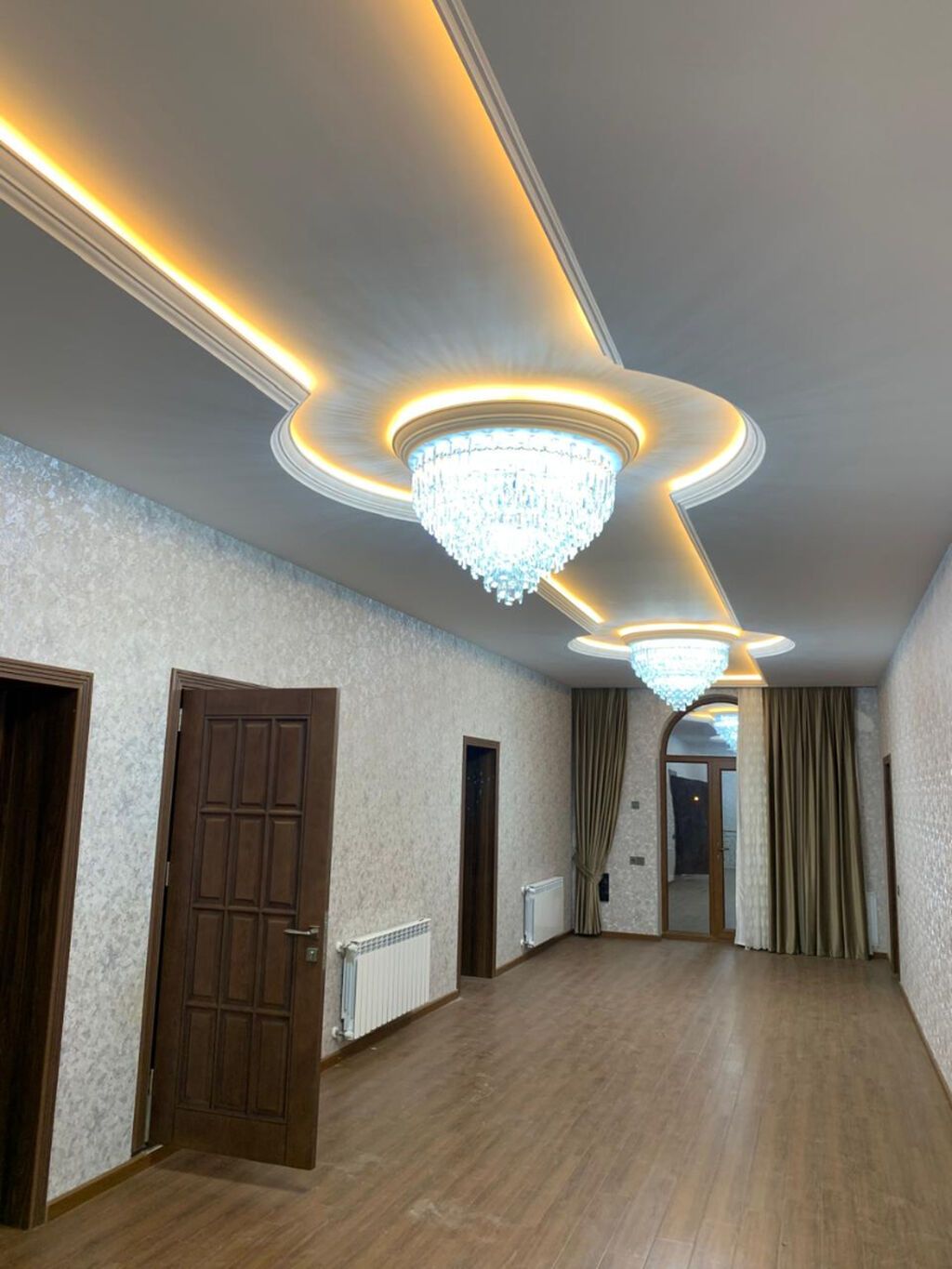 8 otaq, 360 kv. m, Yeni təmirli