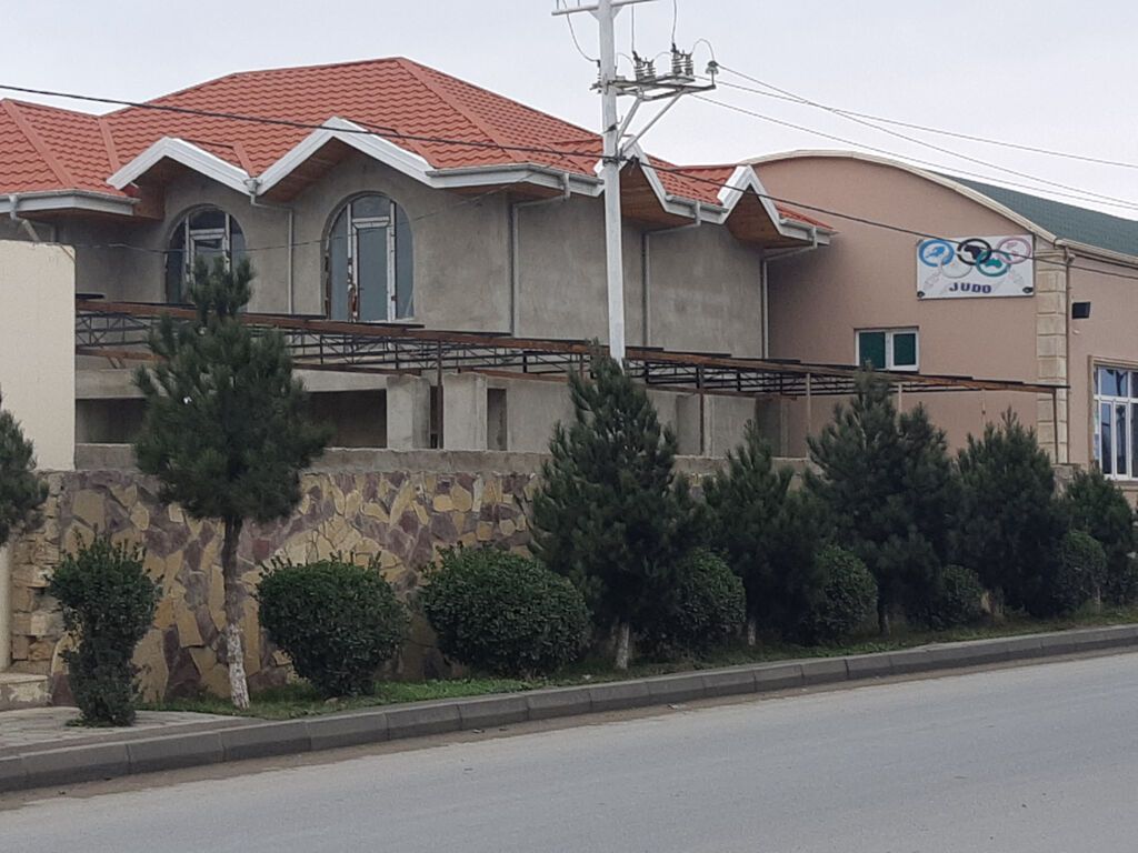 Sarayda 7 otaqlı həyət evi satılır, 150 m², 250 000 AZN, şəkil 2 / 12