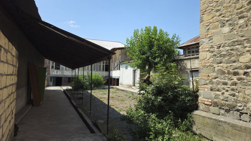 4 otaqlı, 218 kv. m, Kredit yoxdur, Orta təmir