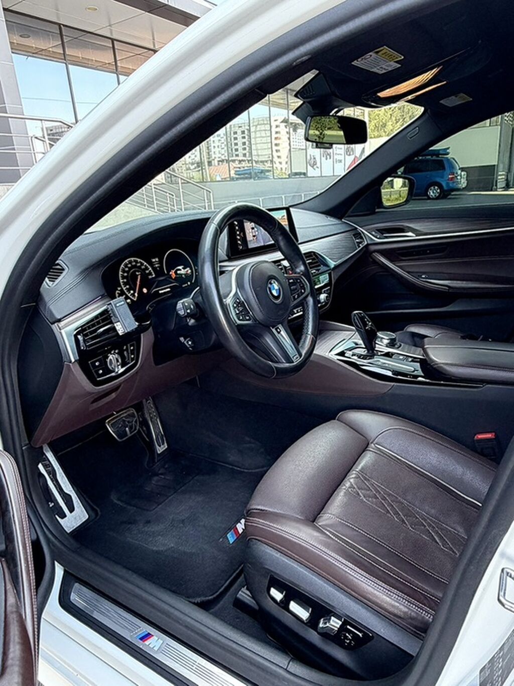 BMW 5 series: 2019 г., 2 л, Автомат, Бензин, Седан: фото 8