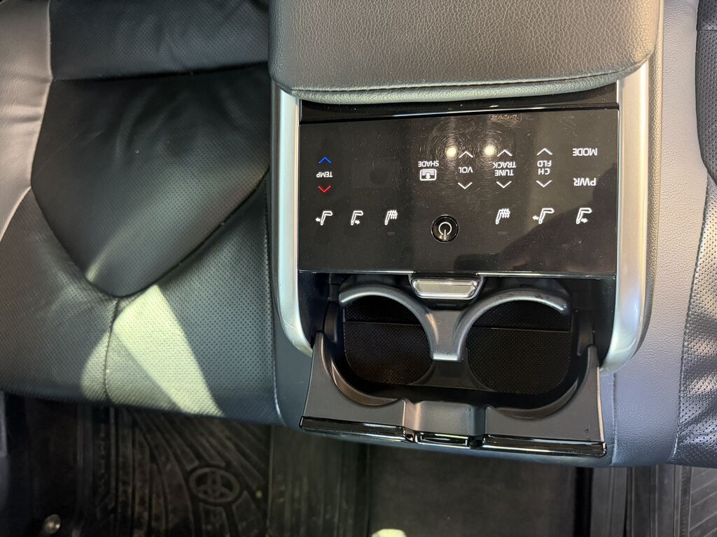 Toyota Camry: 2018 г., 3.5 л, Автомат, Бензин, Седан: фото 7