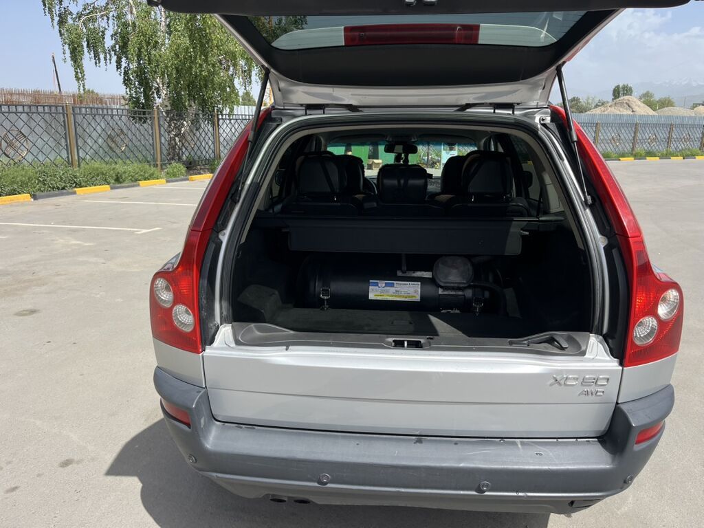 Volvo XC90: 2003 г., 2.5 л, Автомат, Газ, Кроссовер: фото 5