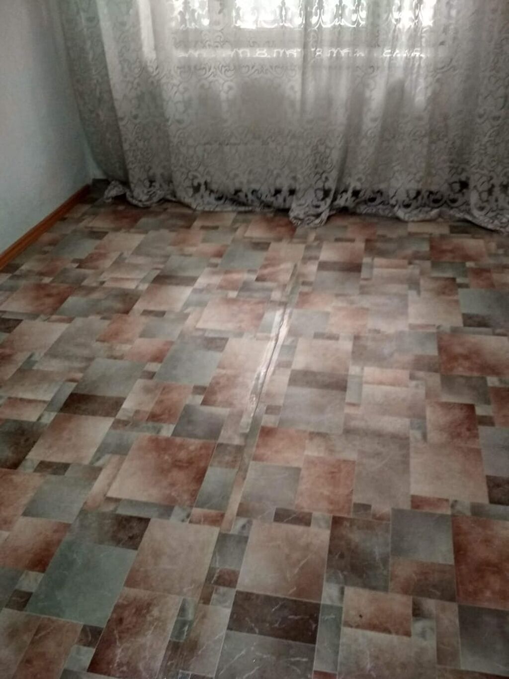Продаю гостинку у БГУ, 13 м², 1 этаж: фото 1