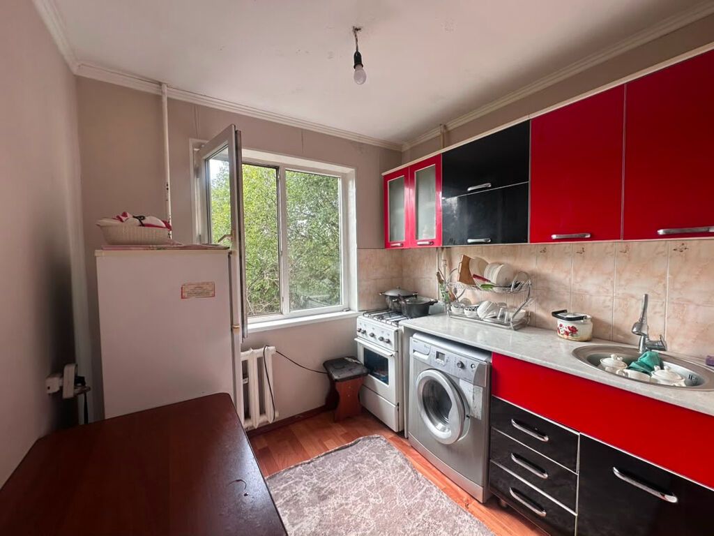 2 комнаты, 44 м², 3 мкр 104 серия, 1 этаж, Требуется ремонт: фото 2