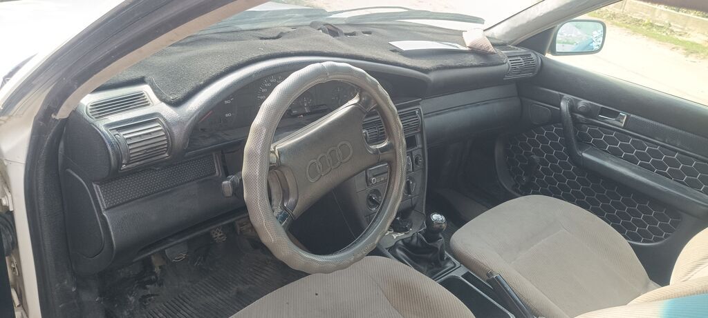 Audi 100: 1992 г., 2.5 л, Механика, Дизель, Универсал: фото 3