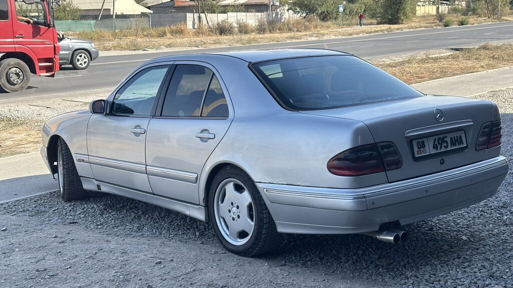 Mercedes-Benz E-Class: 2001 г., 3.2 л, Автомат, Дизель, Седан: фото 4