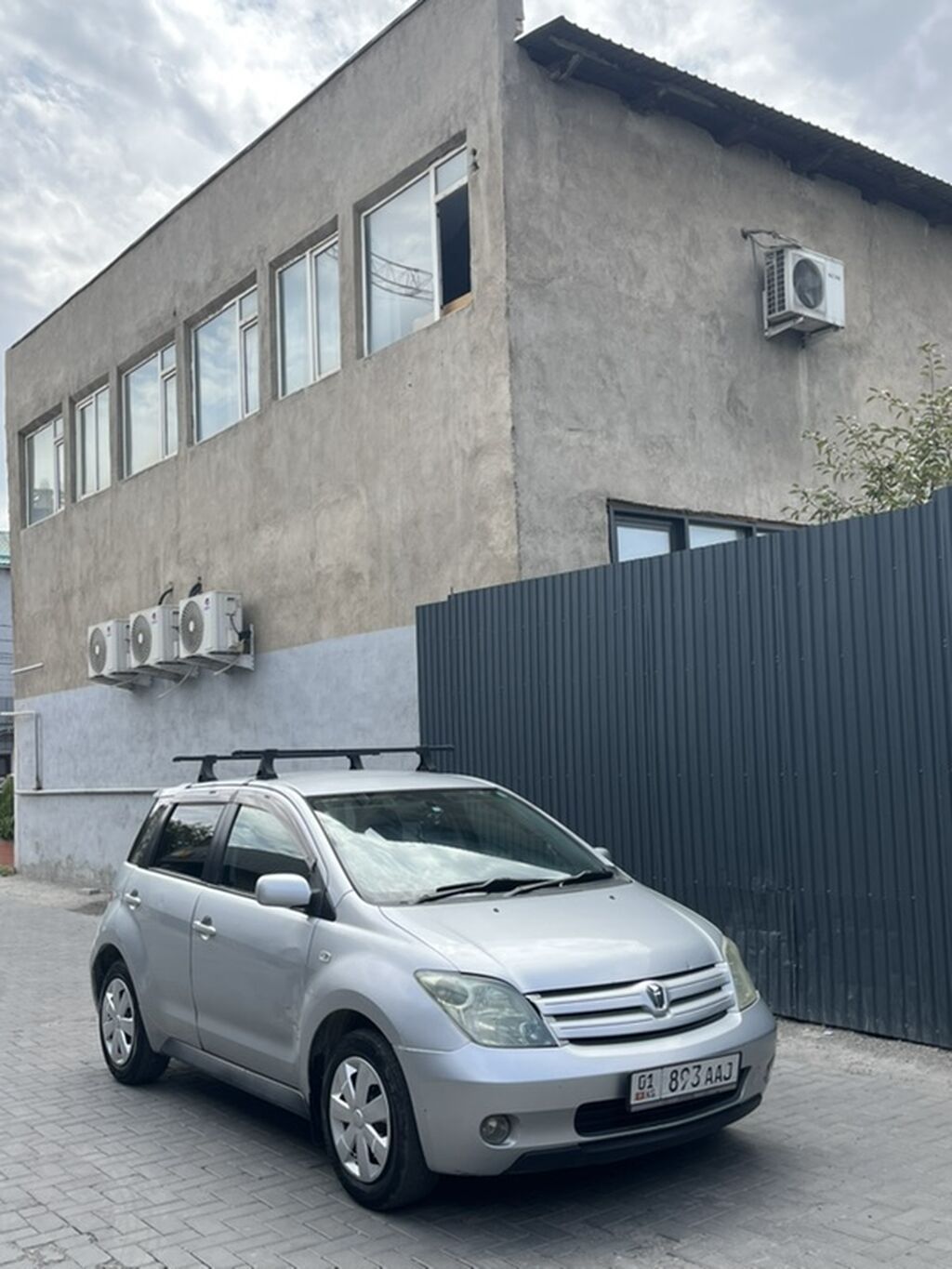 Toyota Ist: 2002 г., 1.5 л, Автомат, Бензин, Хэтчбэк: фото 7