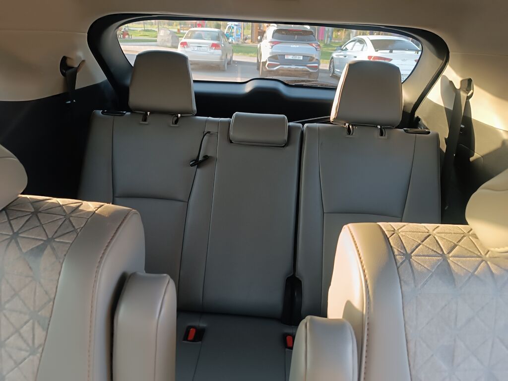 Toyota Highlander: 2021 г., 2.5 л, Автомат, Гибрид, Кроссовер: фото 8
